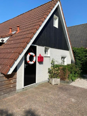 De Lauwersmeer Vogel mit eingezäuntem Garten